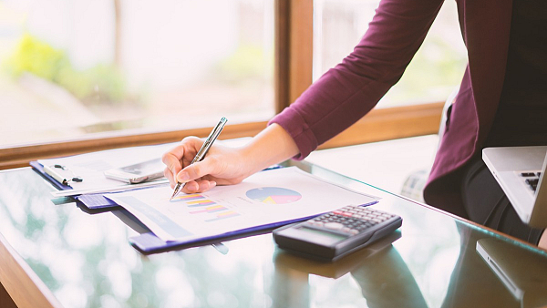 Bingung Pilih Software Faktur Penjualan? Berikut Tips Cara Memilih Software Terbaik Untuk Perusahaan Anda